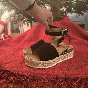 Soda Black Platform Espadrilles